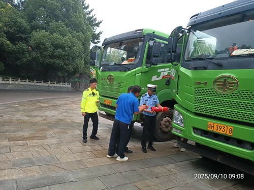多部門聯(lián)合出擊 精準(zhǔn)幫扶筑牢建筑垃圾運輸安全防線
